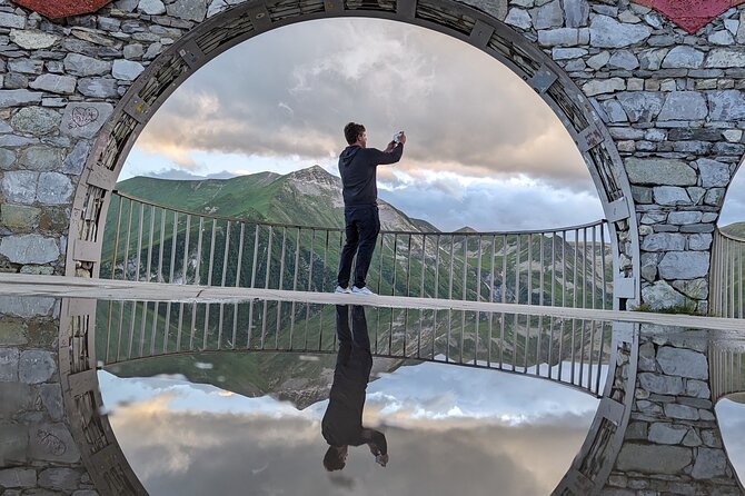 Kazbegi full day private tour + LUNCH - Zhinvali Reservoir, a quick first mountain view