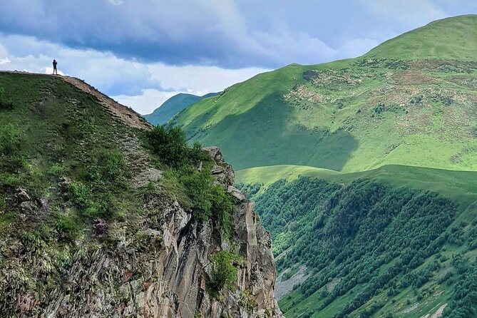 Kazbegi full day private tour + LUNCH - What the high rating tells you, and what it does not