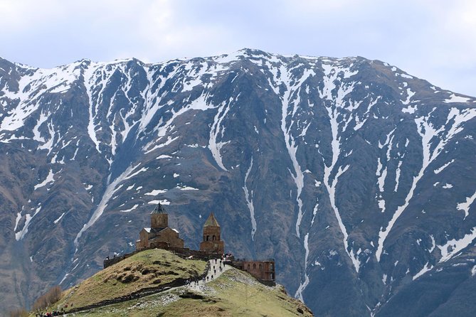 Kazbegi, Gergeti and Ananuri Full Day Tour from Tbilisi - From Tbilisi to the Zhinvali Reservoir