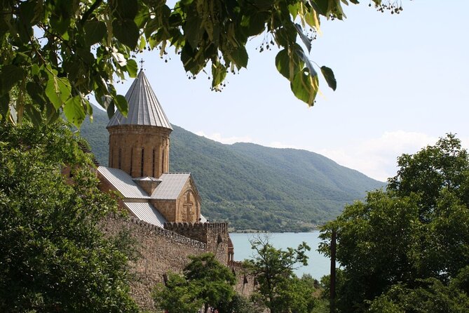 Kazbegi Gudauri Ananuri: Full Day Group Tour - Ananuri Fortress and the 1689 Assumption Church