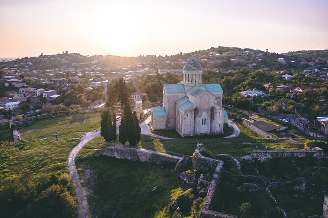 Kutaisi: Bagrati & Motsameta Religious Heritage Tour - Motsameta Monastery and the river views