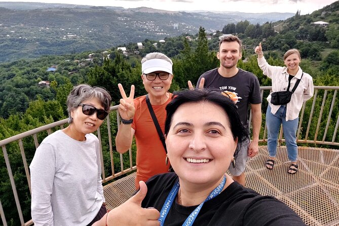 Kutaisi: Chiatura Cable Cars & Katskhi Pillar Guided Tour - A quiet half-hour at Mghvimevi Convent