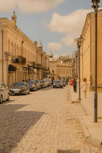 Kutaisi: Cultural Walking Tour - The White Bridge and the Golden Fleece