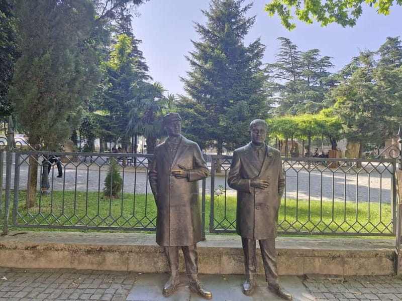 Kutaisi: Guided Walking Tour with Local Snack - Ending below Bagrati Cathedral