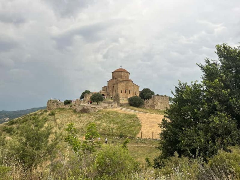 Mtskheta Tour (Chronicles of Georgia, Jvari, Svetitskhoveli) - The Chronicles of Georgia: a bold start above Tbilisi