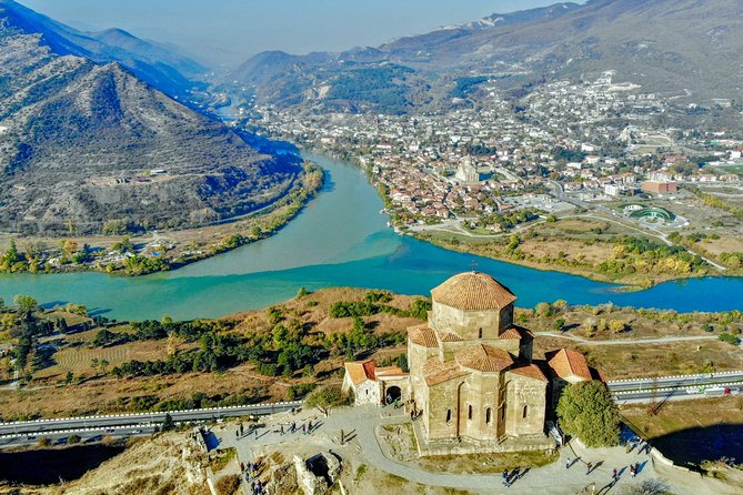 Mtskheta Uplistsikhe Borjomi in one day tour - Chronicles of Georgia: a dramatic first stop