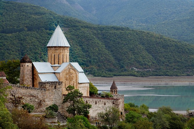 Private 1-Day Tour to Kazbegi & Gergeti Trinity Church - What $240 per person really buys you