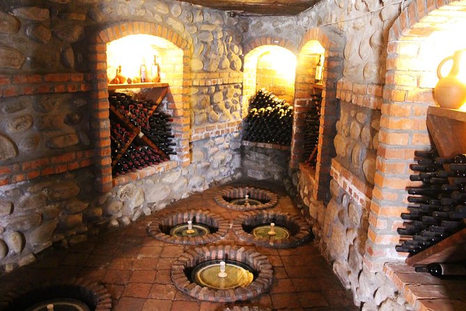 Private 4 days Food & Wine and Sightseeing tour to Kakheti, Kazbegi, Mtskheta. - Day One: David Gareja, bread ovens, and Sighnaghi