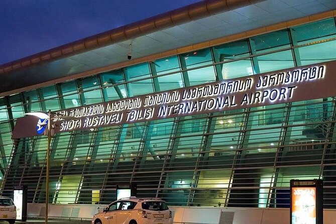 Private airport - city transfer Tbilisi - What the praise tells you, and what it does not