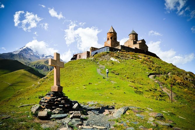 Private day tour in Kazbegi (Stepantsminda) - Zhinvali Reservoir: a quick photo stop