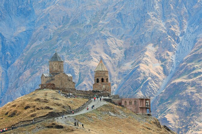 Private Day Tour to Kazbegi and Gudauri - The guide can make or break the day