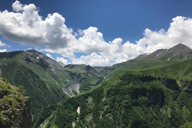 Private Day Trip to Gudauri and Kazbegi from Tbilisi via Jvari and Mtskheta - Why this 10-hour route works