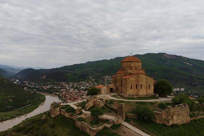 Private Day Trip to Gudauri and Kazbegi from Tbilisi via Jvari and Mtskheta - Jvari Monastery and the view over Mtskheta