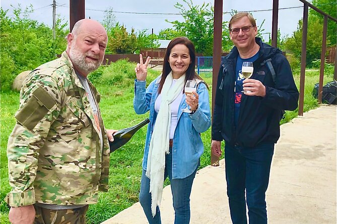 Private Organic Wine Tour from Kutaisi, 2 Tastings and Lunch - What the qvevri method adds to the visit