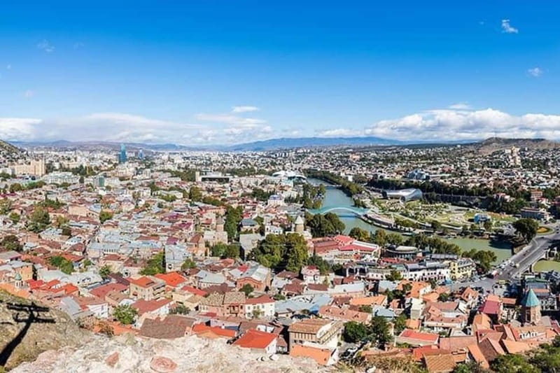 Private Tbilisi City Tour from Yerevan - Arriving near Metekhi Church