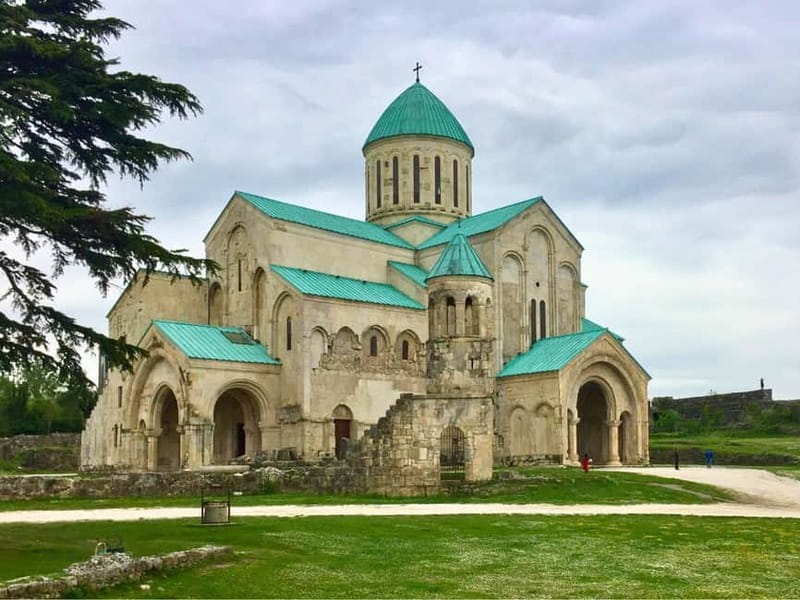 Private tour from KUTAISI: Bagrati, Gelati and Motsameta - Gelati Monastery, academy, and royal memory