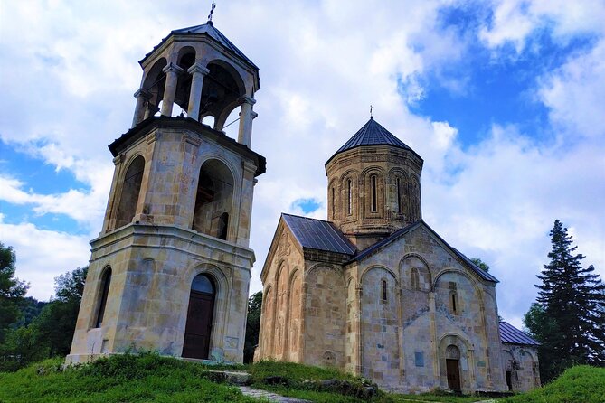 Private Tour to Racha from Tbilisi with Medieval Churches, Wine Tasting & Lunch - Nikortsminda Cathedral and Georgia’s stone-carving skill