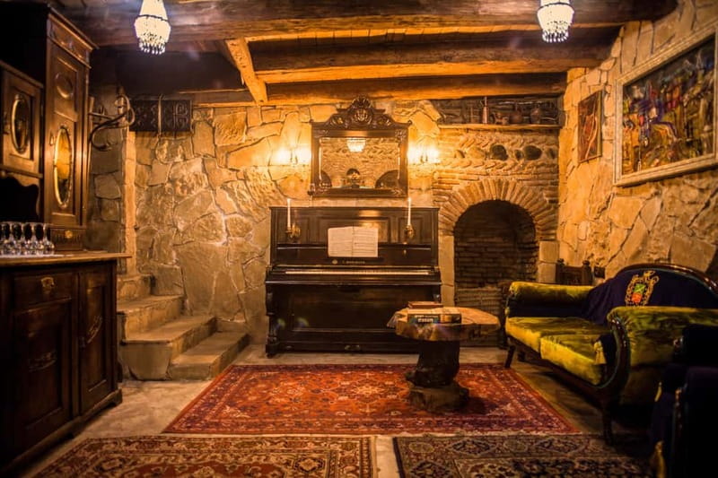 Private Wine tasting in Historic Karalashvili Wine Cellar - Entering a 200-year-old cellar in Tbilisi Old Town