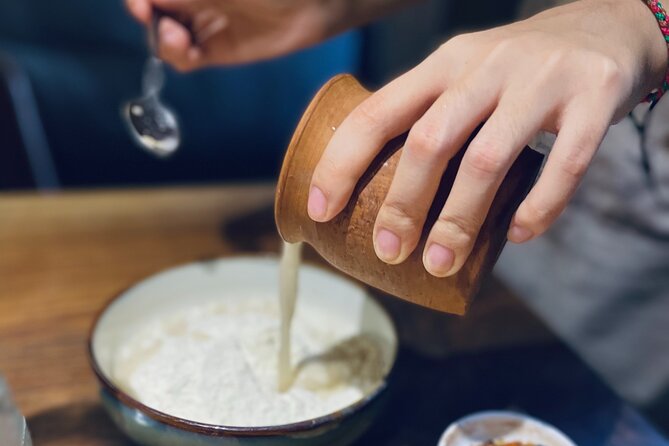 Small-Group Khinkali and Khachapuri Cooking Class in Tbilisi - Folding khinkali, the class’s best lesson