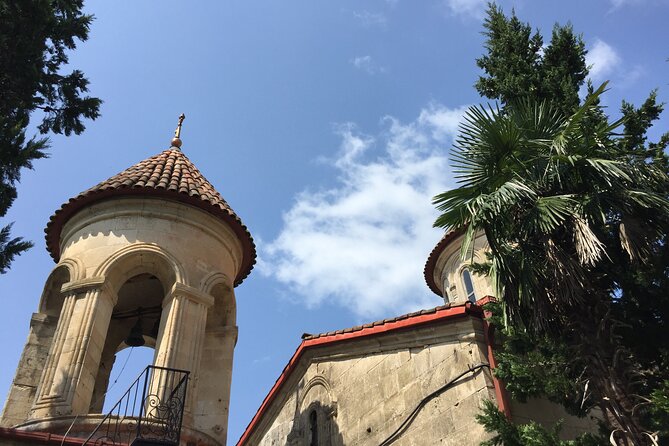 Small group tour to Kutaisi monasteries: Gelati, Motsameta and Bagrati. - Key points at a glance