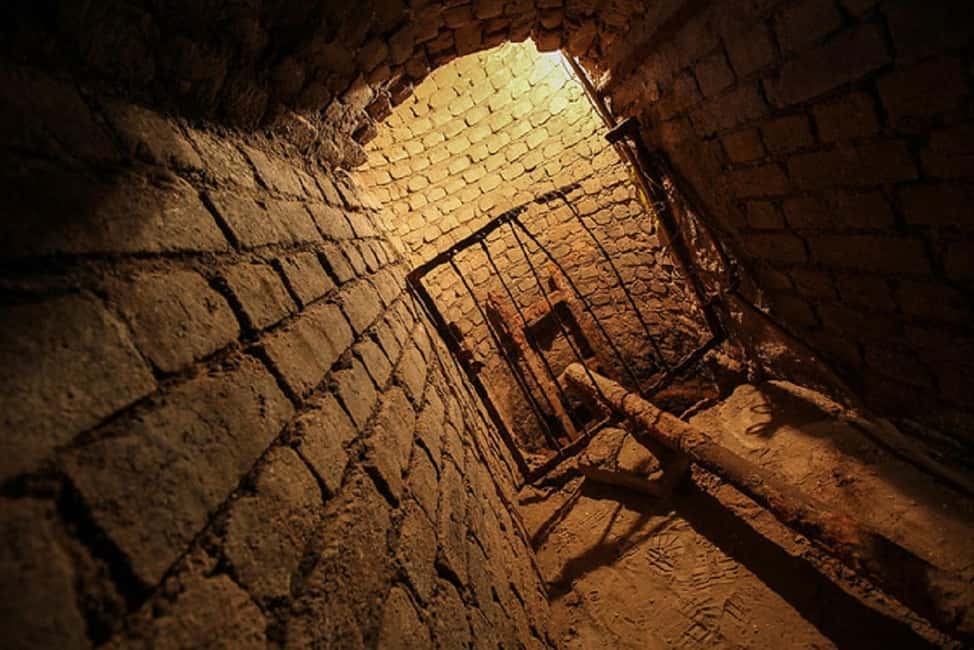 Stalin's and Revolutionaries Underground Printing-House Tour - Who should book this experience