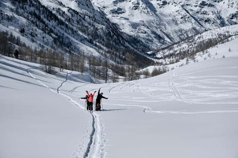 Tbilisi: 2-Day Gudauri and Kazbegi Tour with Hotel Pickup - What the $38 price really buys