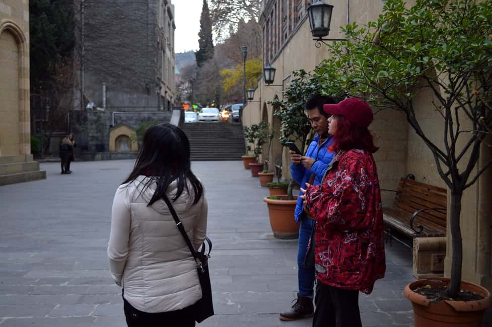 Tbilisi: Afternoon Walking tour & wine tasting in Old Town - The secret wine stop and wine ice cream