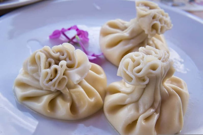 Tbilisi: (All-inclusive Tour) Top 5 Highlights of Dumplings - From the bar to central Tbilisi’s landmarks