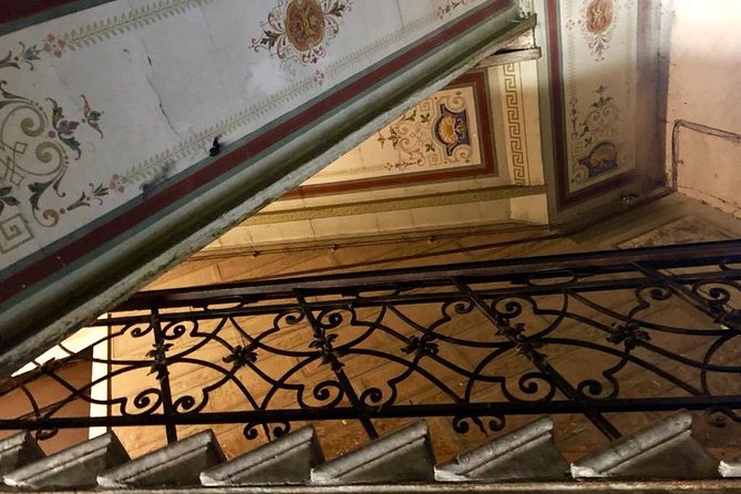 Tbilisi 'Beyond Facades' - A photographer’s walk, with practical limits