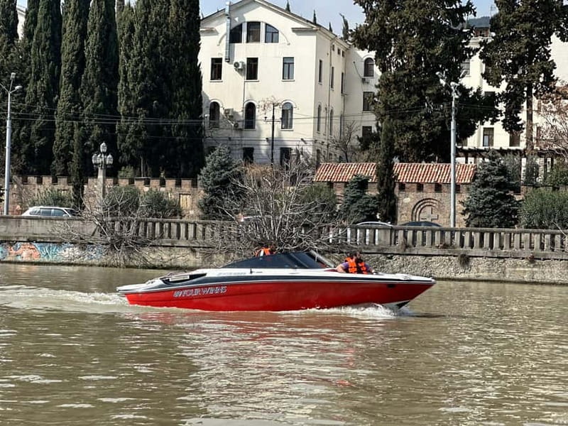 Tbilisi Boat Tour: Private Exciting Boat Trip in Old City - Thirty minutes along the Mtkvari