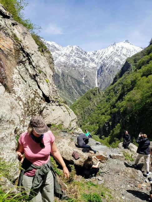 Tbilisi: Caucasus Mountains Private Trip with a Local - Stepantsminda, the Gateway to Gergeti