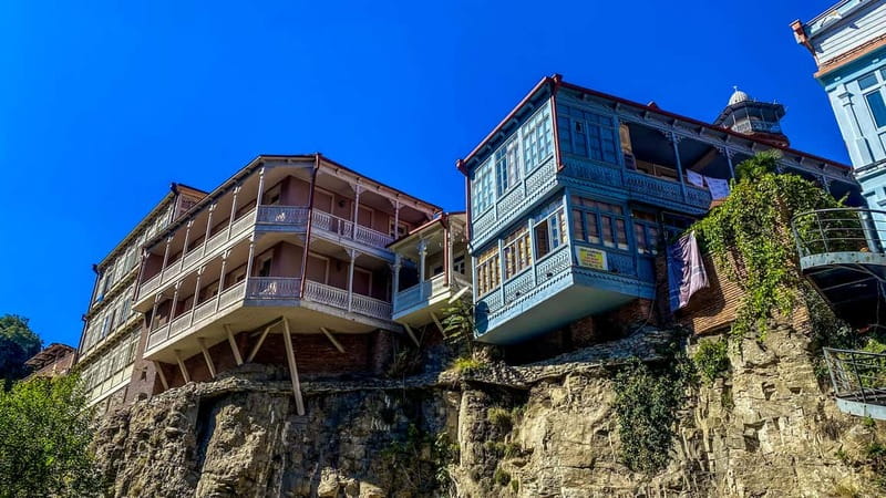 Tbilisi: City Highlights Guided Walking Tour - Tamada, Shardeni Street, and the sulfur baths