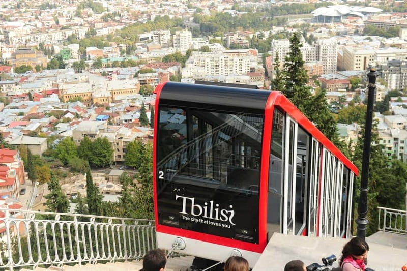 Tbilisi: City Highlights Walking Tour - Why this four-hour route works well in Tbilisi