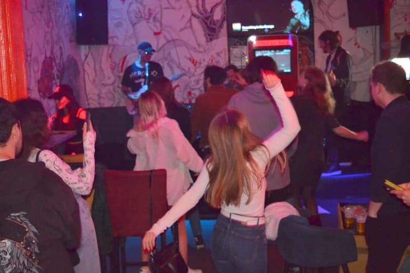 Tbilisi: City Pub Crawl with welcome shots in game format - Who will enjoy this Tbilisi night out?