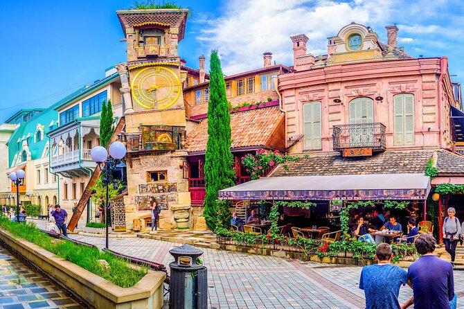 Tbilisi City Tour, Most Popular Tourists Destinations In The Capital Of Georgia - Abanotubani and the Dzveli Tbilisi waterfall