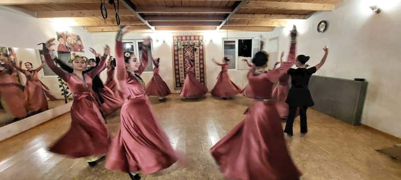 Tbilisi: Georgian Traditional Folklore Show in the city - Key points at a glance
