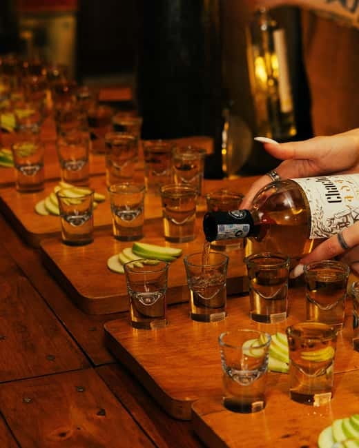 Tbilisi: Grape to Glass – Crazy chacha tasting experience - Starting with a Georgian welcome drink