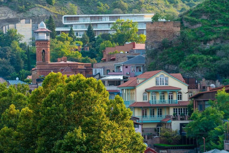 Tbilisi: Guided Tour to the Top 10 Sightseeing Attractions - Crossing the Bridge of Peace