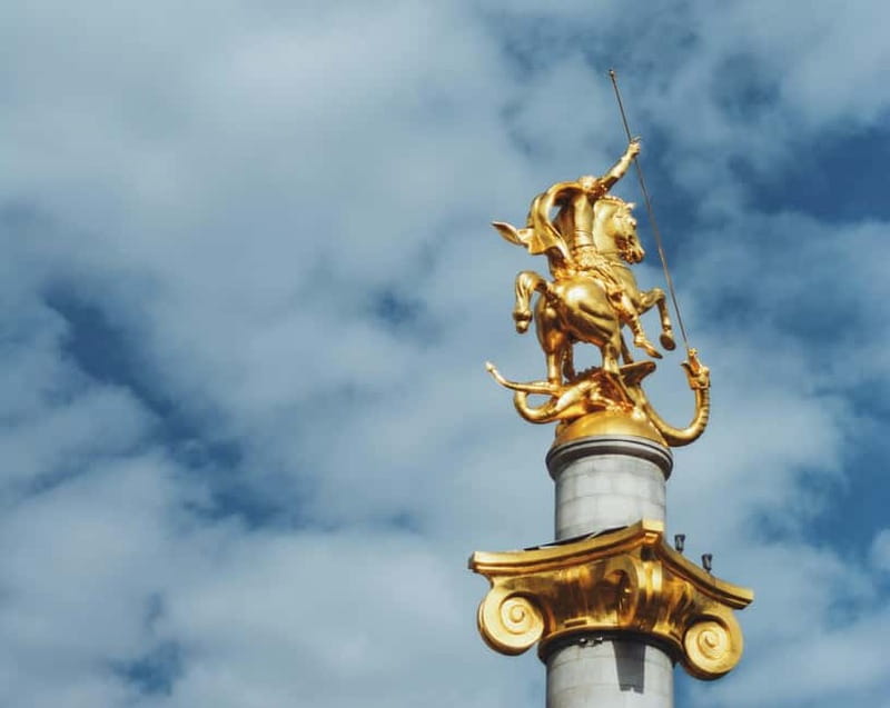 Tbilisi: Half-Day Top Sights & Attraction Tour with Tastings - Metekhi Church and the founder’s statue