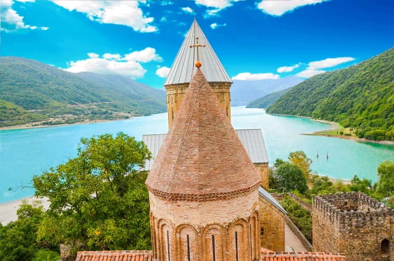 Tbilisi: Jinvali, Ananuri, Gudauri, Kazbegi, & Gergeti Tour - What makes this day trip worth your time