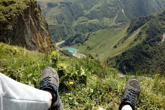 Tbilisi-Kazbegi Shared Transfer - Who should book this shared ride?