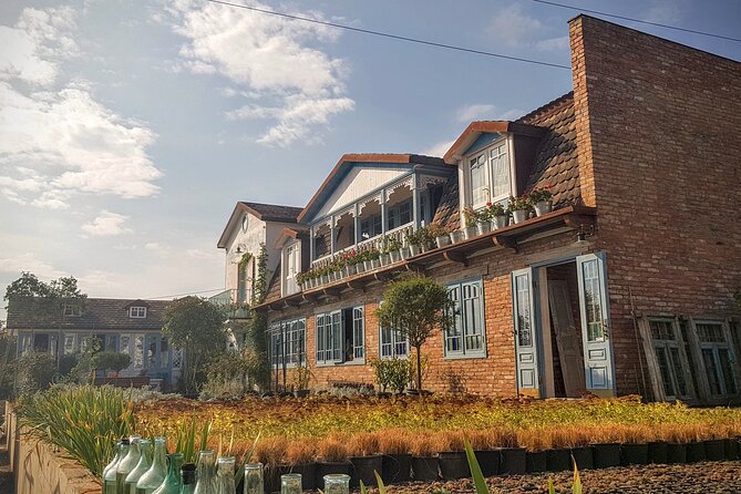 Tbilisi Lakes and Sightseeing tour - Vake Park, a short green pause