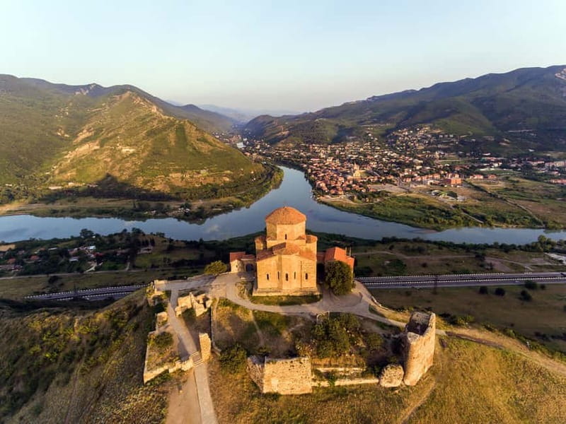 Tbilisi: Mtskheta Jvari Bazaar, Chronicles of Georgia & Wine - The Chronicles of Georgia: a bold final stop