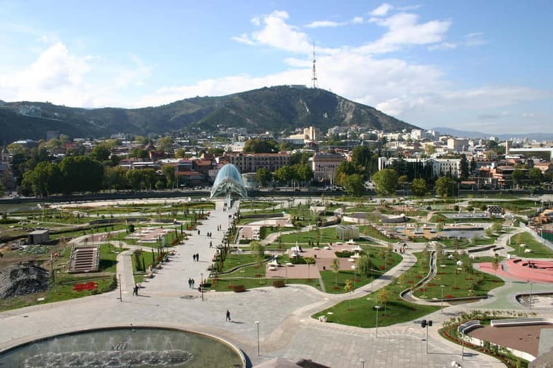 Tbilisi: Must-See Old Town Guided Walking Tour‍✨ - Mother Georgia and the City View