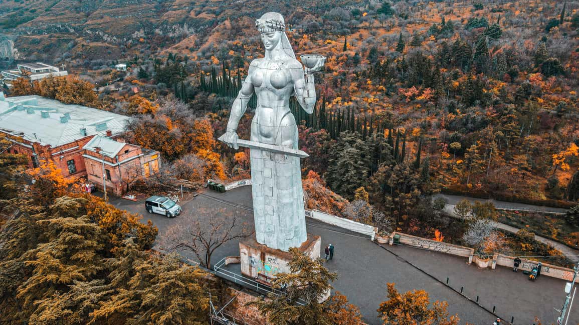 Tbilisi: Old and New City Guided Tour with 2 Cable Car Rides - Anchiskhati Basilica and the Clock Tower