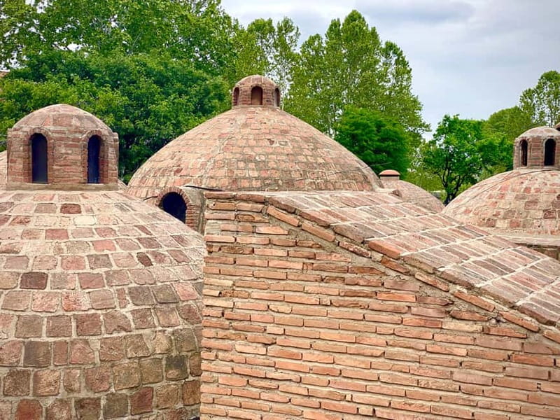 Tbilisi old town (Sololaki) 4 hours private walking tour - What the private format adds