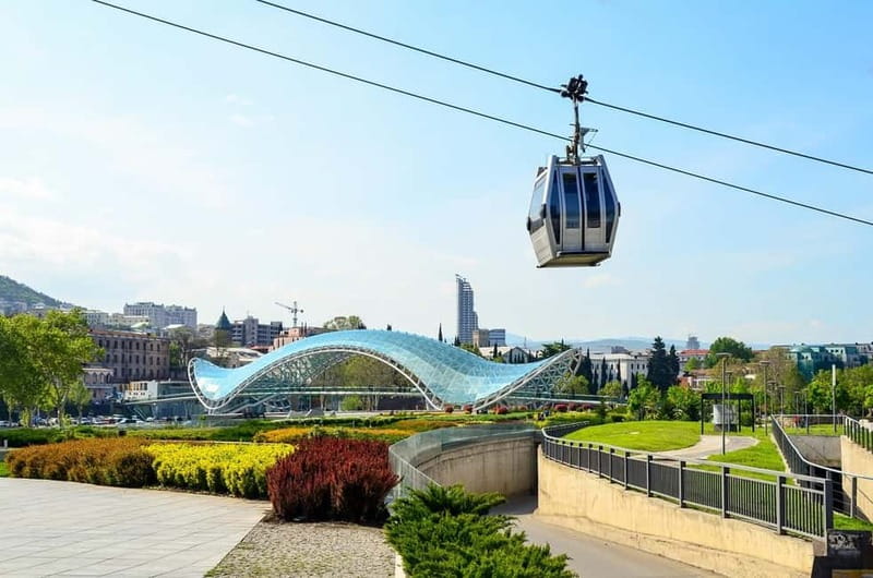 Tbilisi: Private Old City Walking Tour with Wine Tasting - Riding up to Kartlis Deda and Narikala