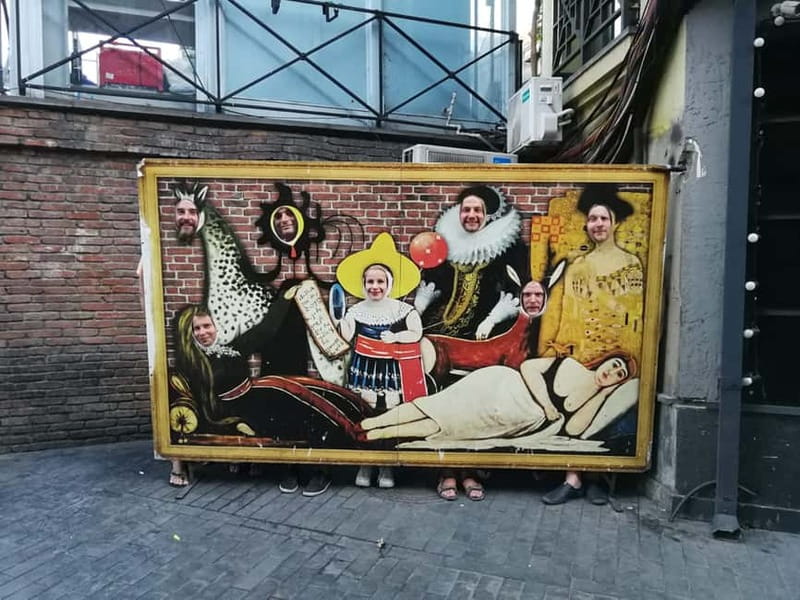 Tbilisi: Private Old City Walking Tour with Wine Tasting - Meidan Bazaar, a useful 30-minute break