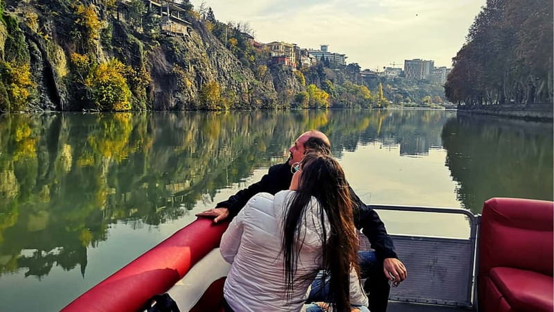 Tbilisi: River Sightseeing Boat Ride with Welcome Drink - Old Tbilisi from the Mtkvari River