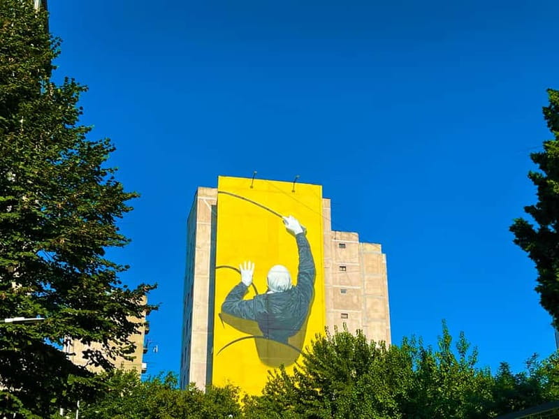 Tbilisi: Soviet Suburbs and Murals Exhibition Guided Tour - Key points at a glance